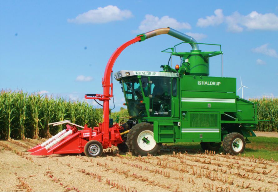Plot Harvesters, Haldrup Plot harvesters in USA, Harvester M-65, USA HALDRUP Harvesters